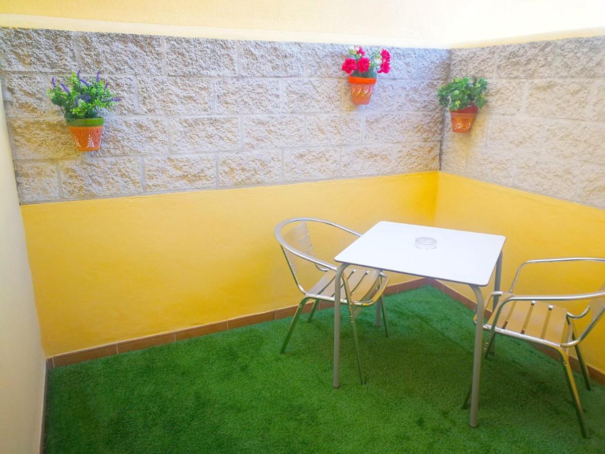 Hostal La Estacion Benajarafe Esterno foto