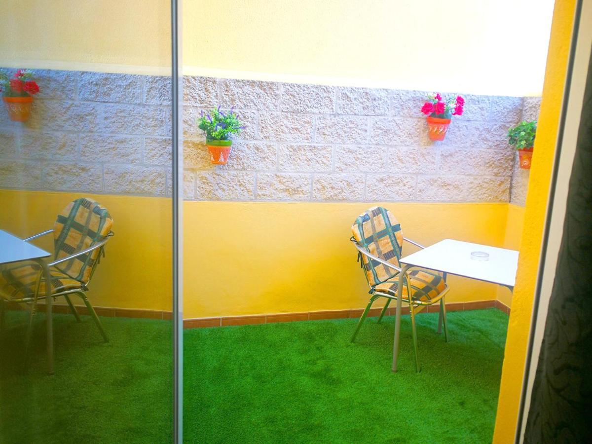 Hostal La Estacion Benajarafe Esterno foto